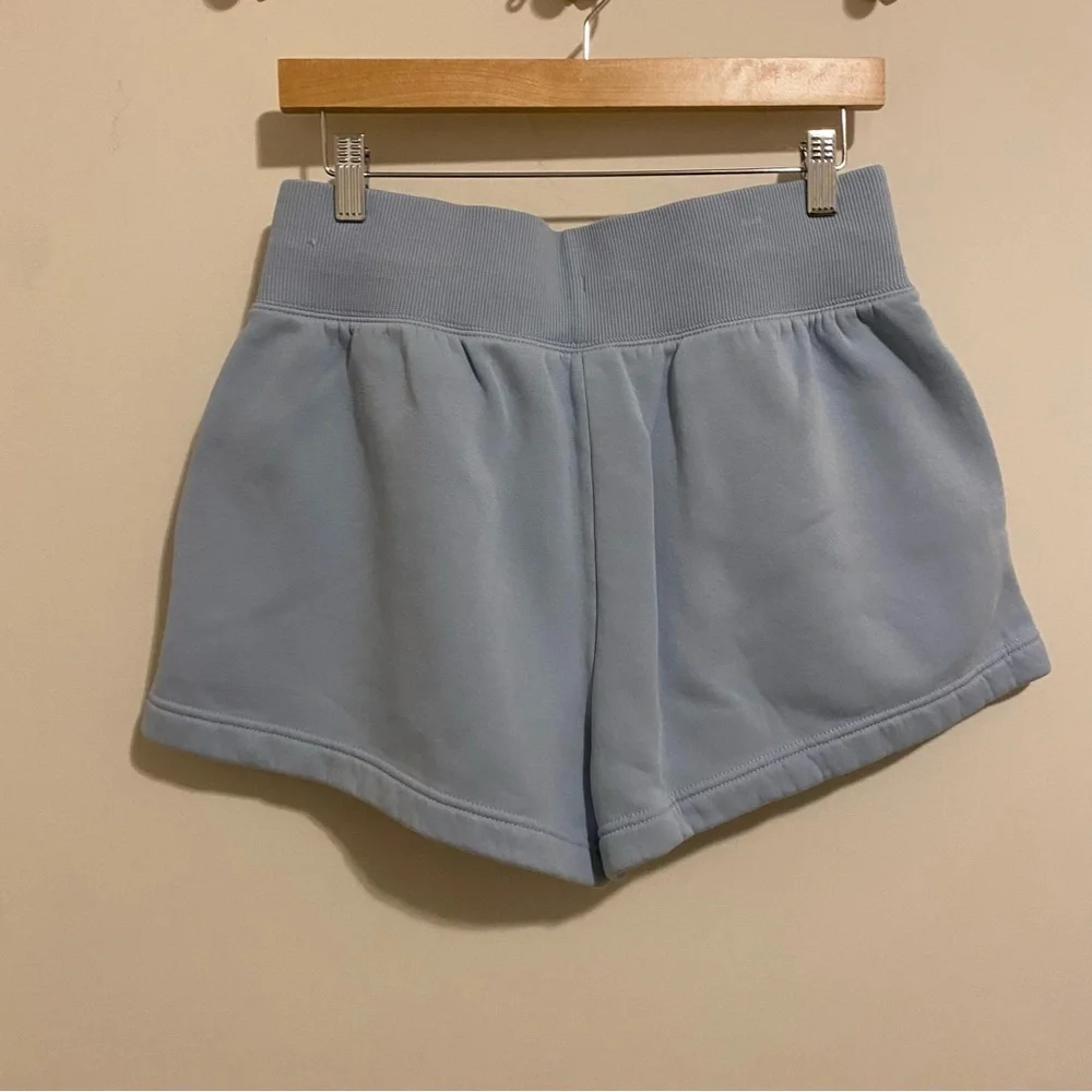 Nike Phoenix Fleece High Waisted Shorts size Medium